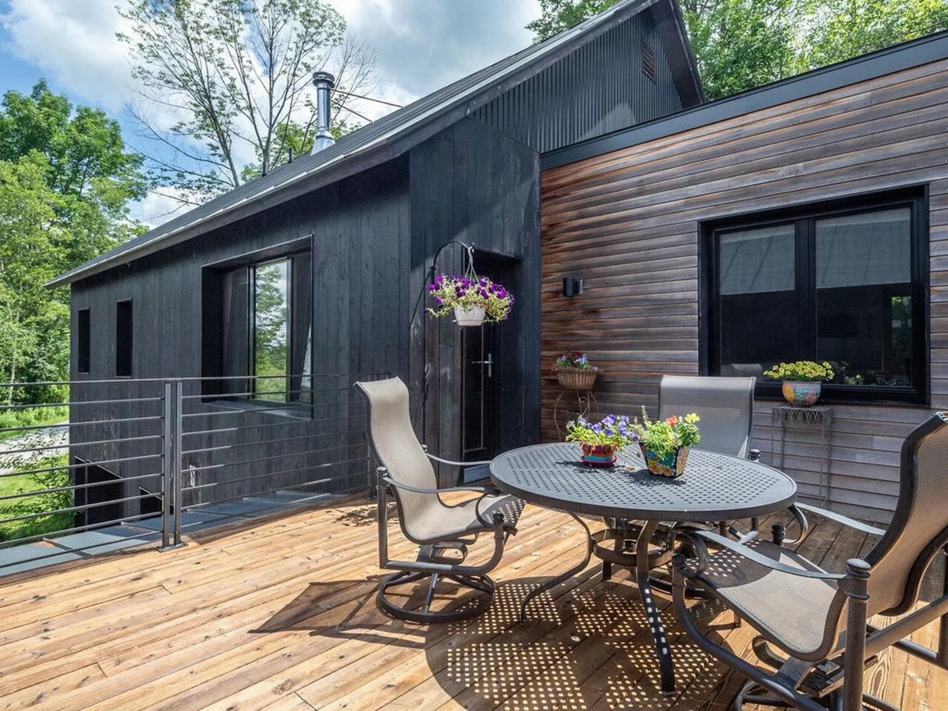 60 Wolf Lane Richmond VT 05477