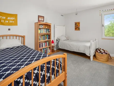 60 Wolf Lane Richmond VT 05477