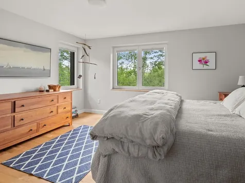 60 Wolf Lane Richmond VT 05477