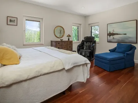 60 Wolf Lane Richmond VT 05477