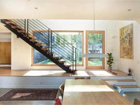 60 Wolf Lane Richmond VT 05477