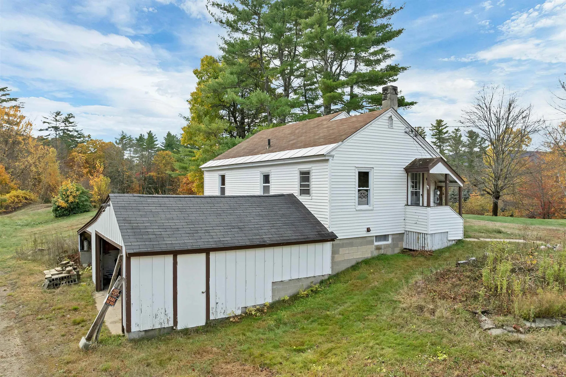 10 Merrill Road Hebron NH 03241