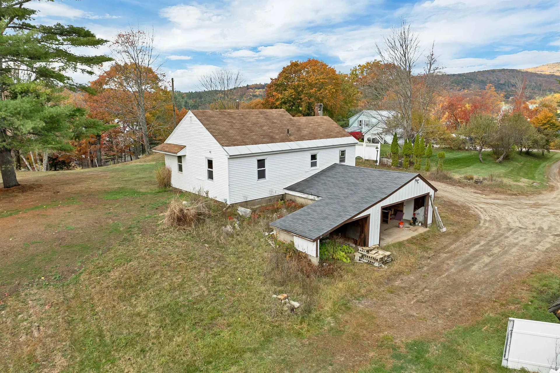 10 Merrill Road Hebron NH 03241