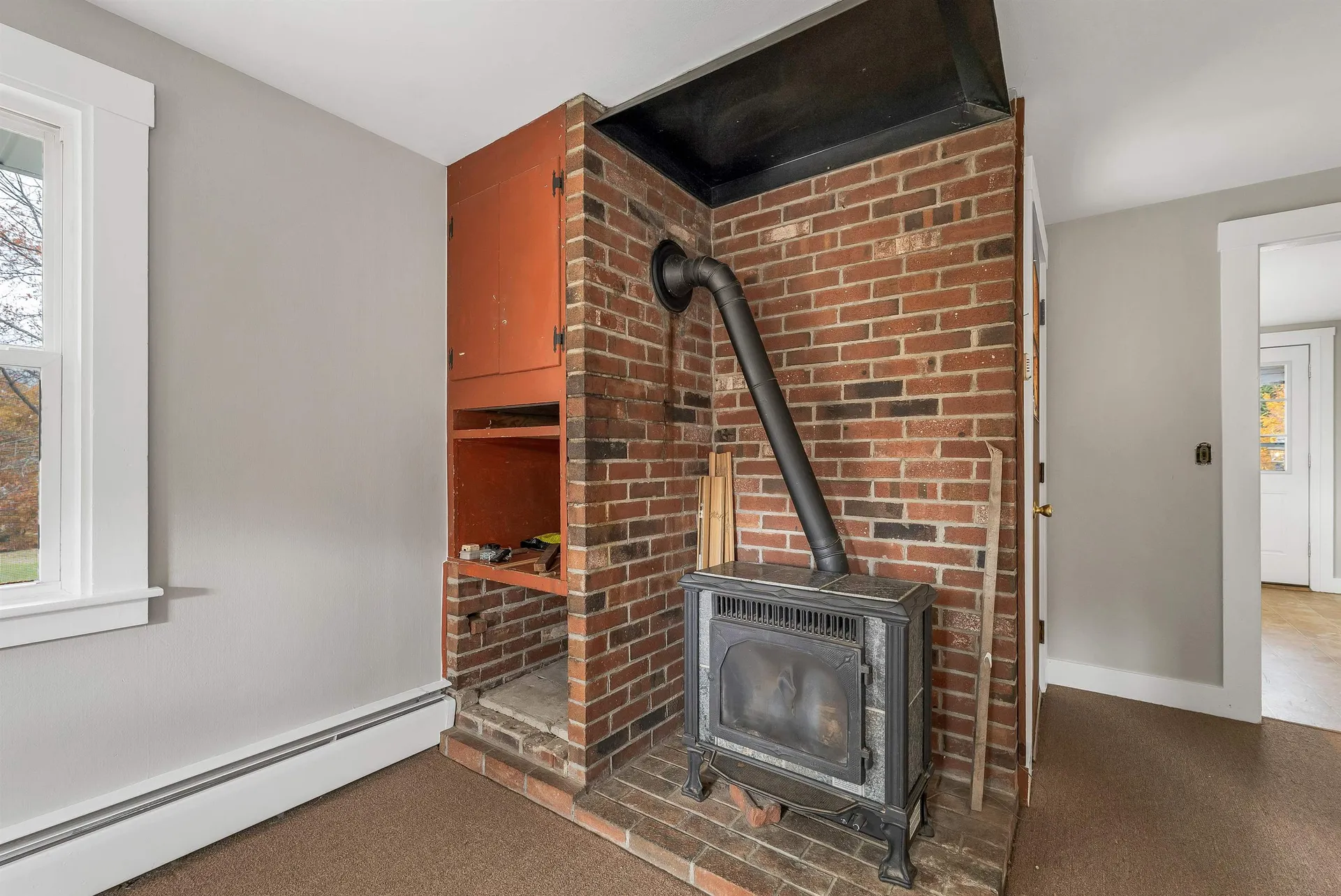 10 Merrill Road Hebron NH 03241