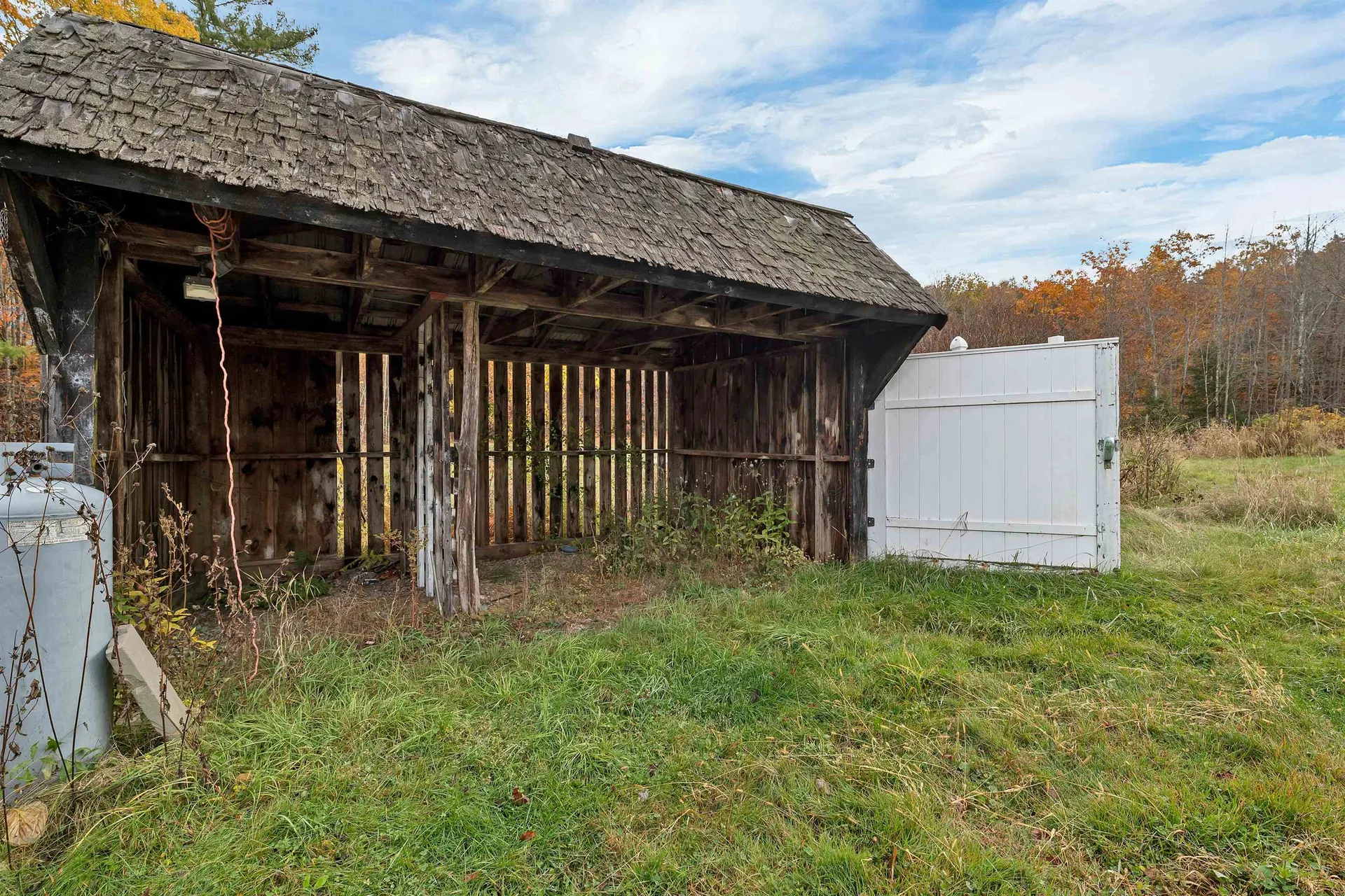 10 Merrill Road Hebron NH 03241