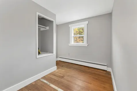 10 Merrill Road Hebron NH 03241