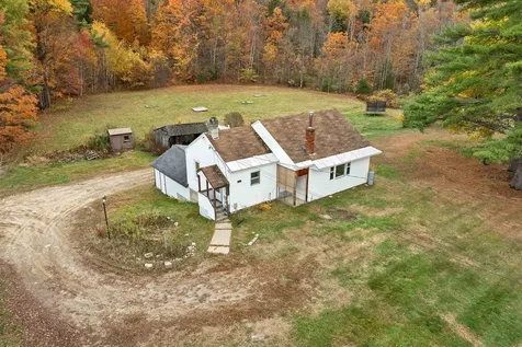 10 Merrill Road Hebron NH 03241