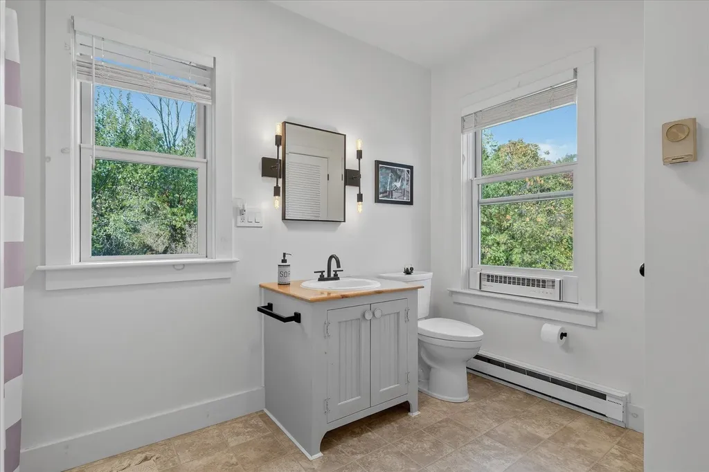 671 Ferson Road Leicester VT 05733