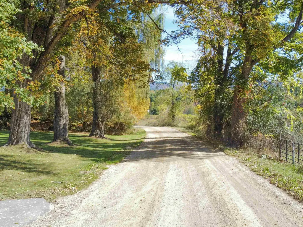 671 Ferson Road Leicester VT 05733