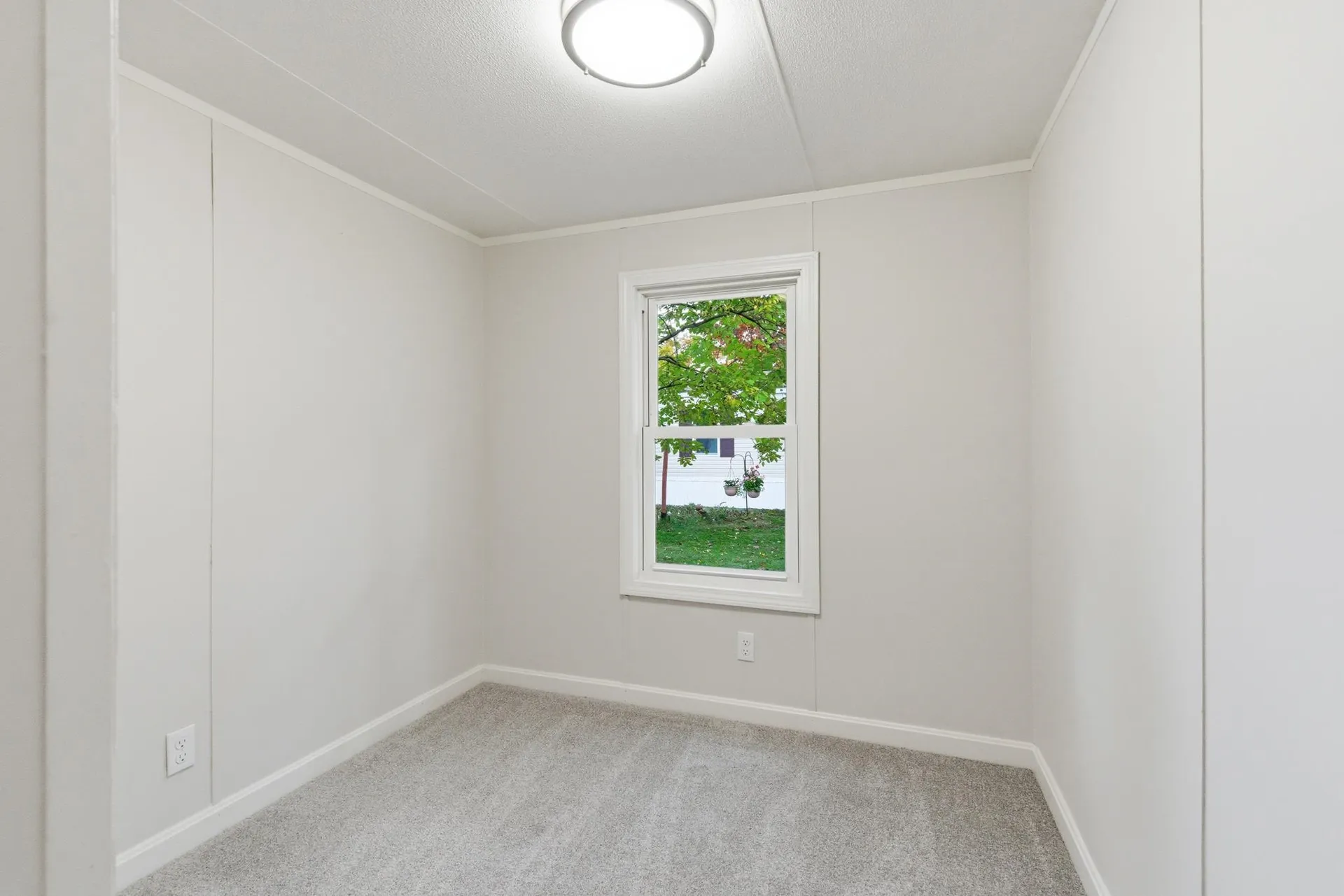 41 Longmeadow Drive Concord NH 03301