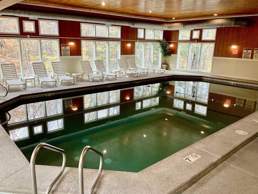 12G Seasons At Attitash Road Bartlett NH 03812