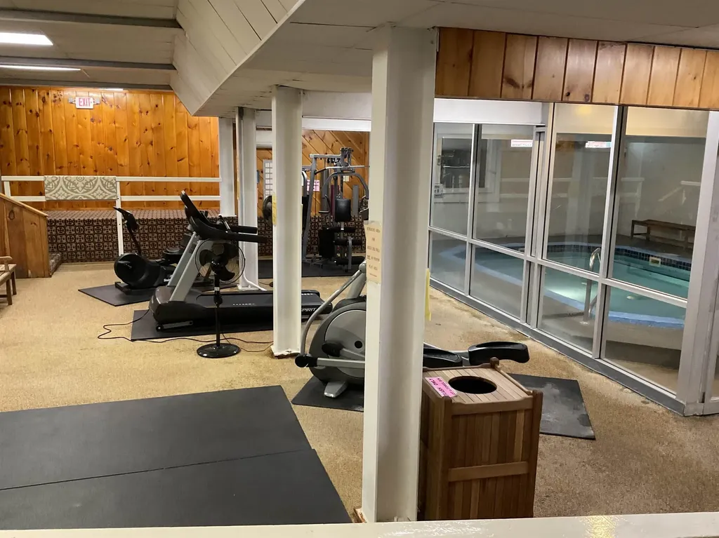 12G Seasons At Attitash Road Bartlett NH 03812