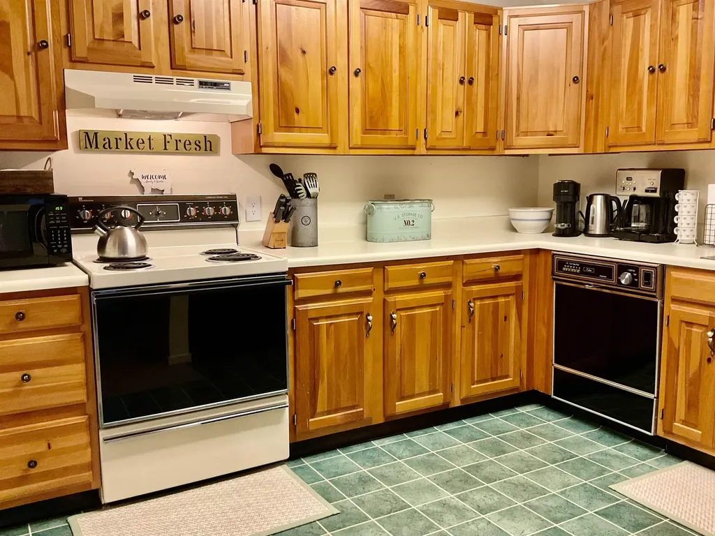 12G Seasons At Attitash Road Bartlett NH 03812