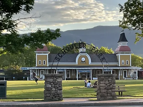 12G Seasons At Attitash Road Bartlett NH 03812