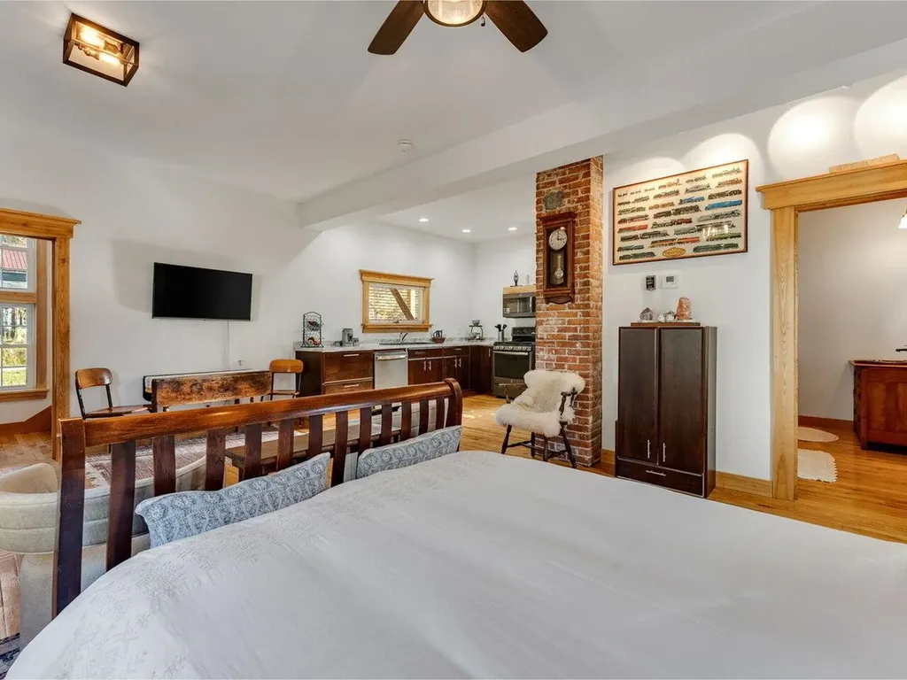 42 Depot Street Hardwick VT 05843