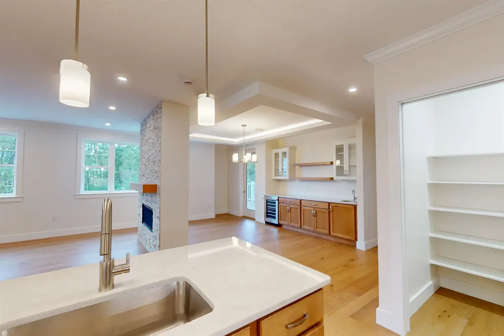 1 Longview Drive Atkinson NH 03811