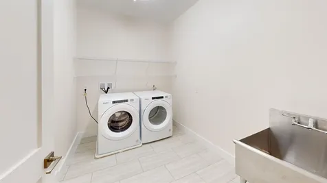 1 Longview Drive Atkinson NH 03811