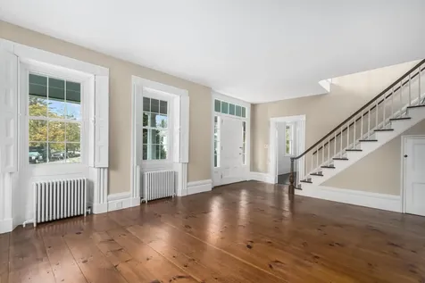 61 Elm Street Walpole NH 03608