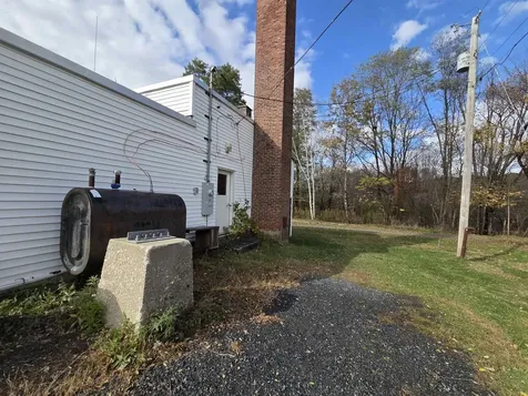 25 Union Street Enfield NH 03748