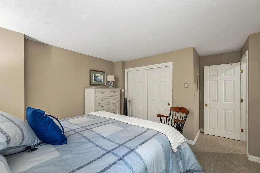 34 Harbor Way Wolfeboro NH 03894