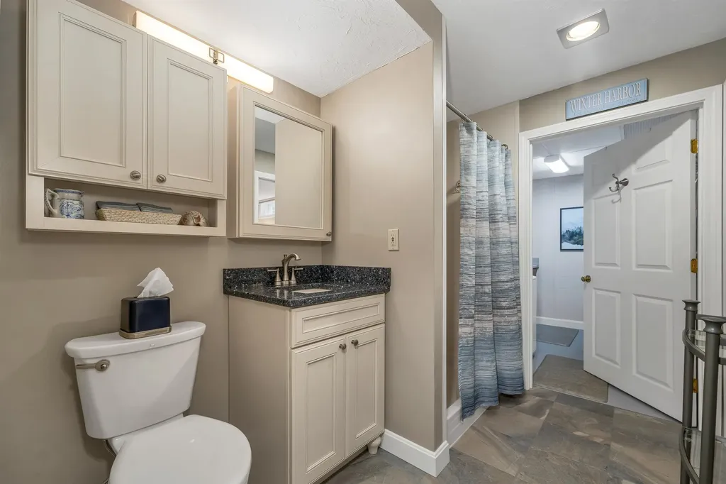 34 Harbor Way Wolfeboro NH 03894