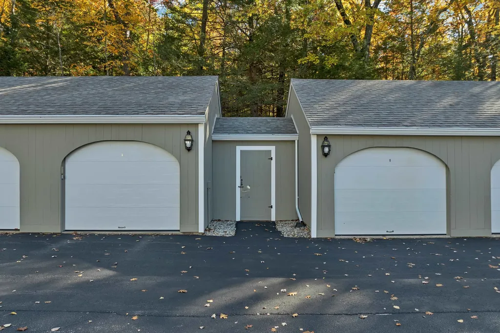 34 Harbor Way Wolfeboro NH 03894