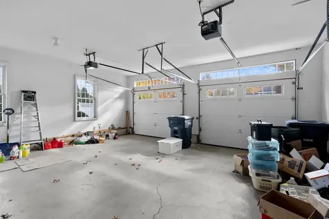 17 Meredith Road Salem NH 03079