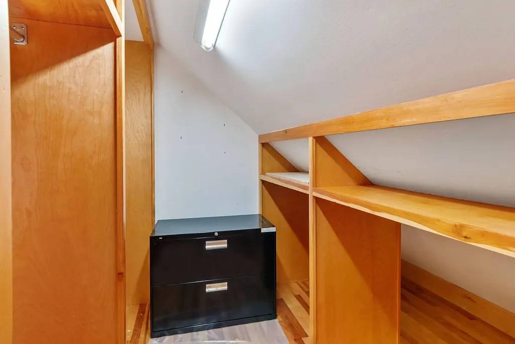 598 East Woodstock Road Woodstock VT 05091