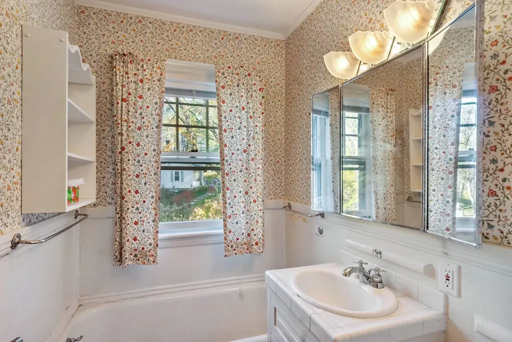 598 East Woodstock Road Woodstock VT 05091