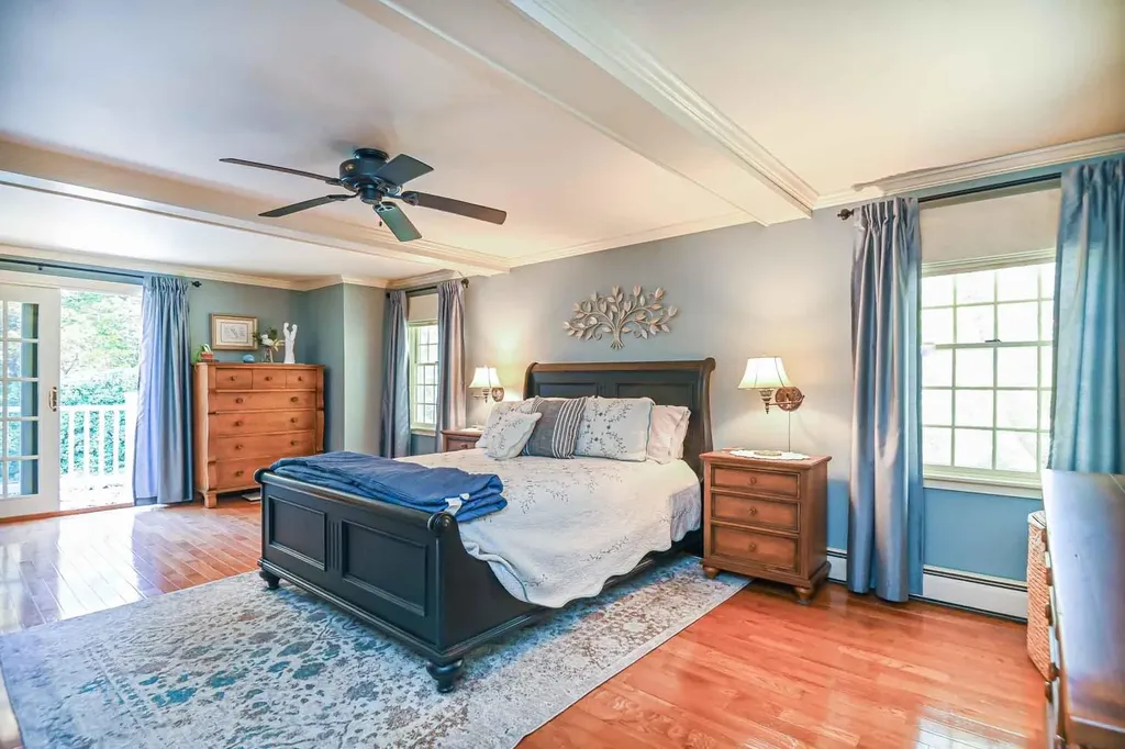 142 Haverhill Road East Kingston NH 03827