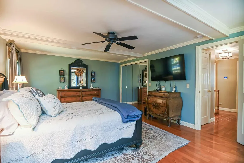 142 Haverhill Road East Kingston NH 03827