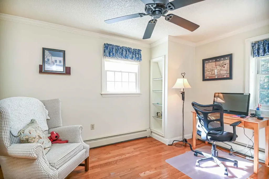 142 Haverhill Road East Kingston NH 03827