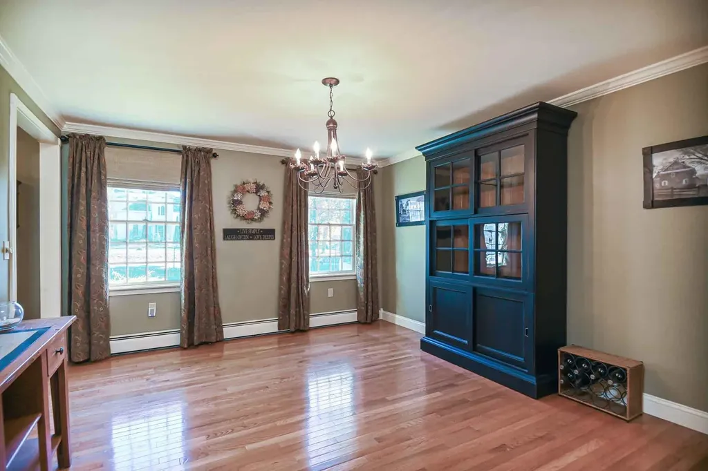 142 Haverhill Road East Kingston NH 03827