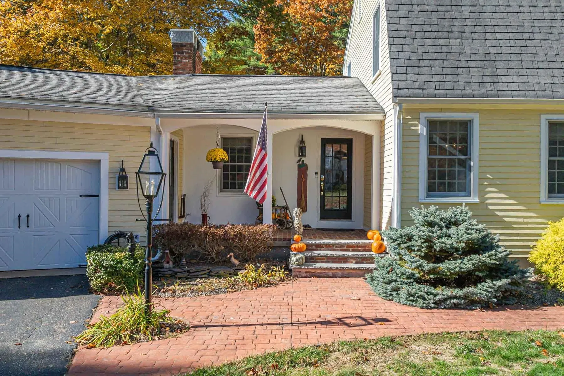 142 Haverhill Road East Kingston NH 03827