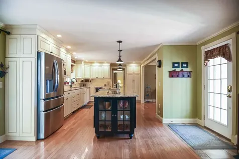 142 Haverhill Road East Kingston NH 03827