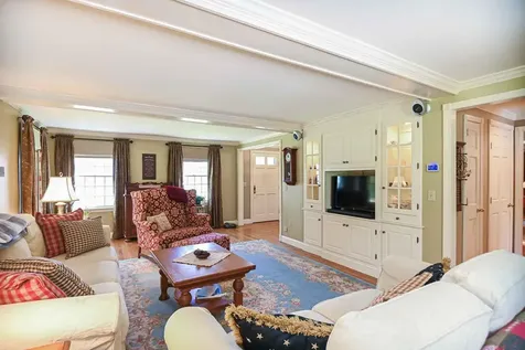 142 Haverhill Road East Kingston NH 03827