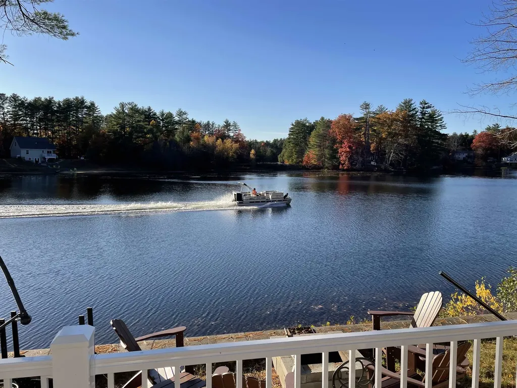 93 Daniels Road Weare NH 03281