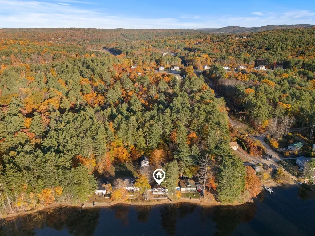 93 Daniels Road Weare NH 03281