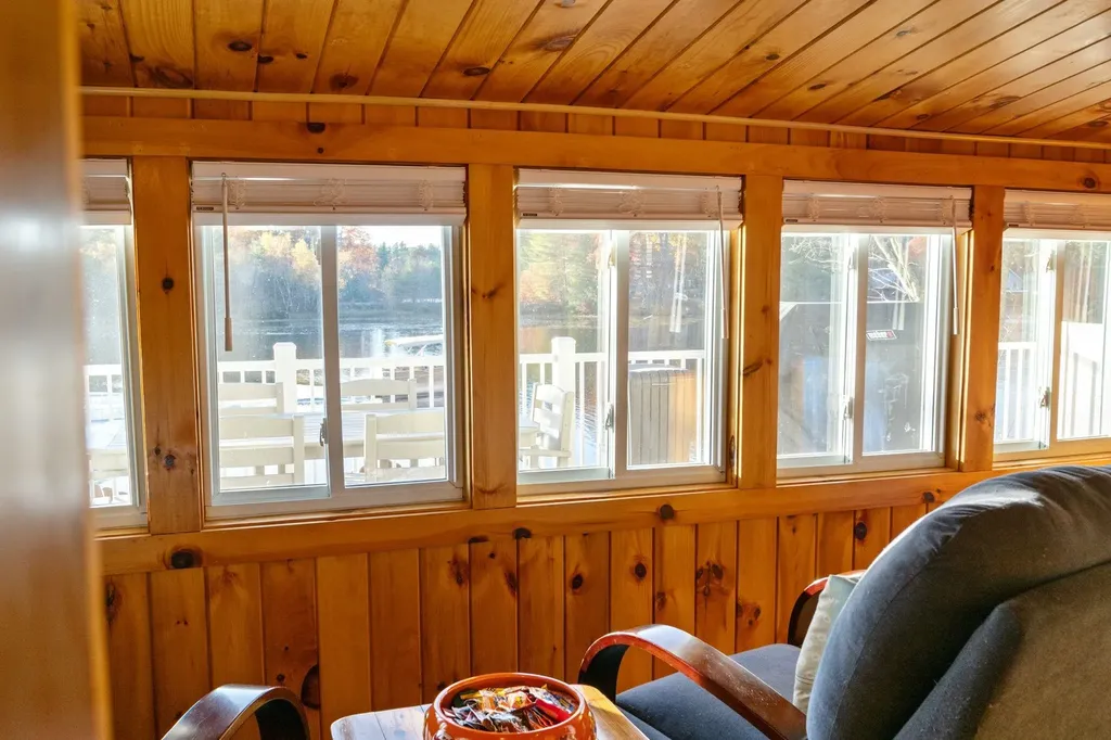 93 Daniels Road Weare NH 03281