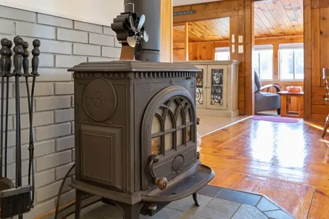 93 Daniels Road Weare NH 03281