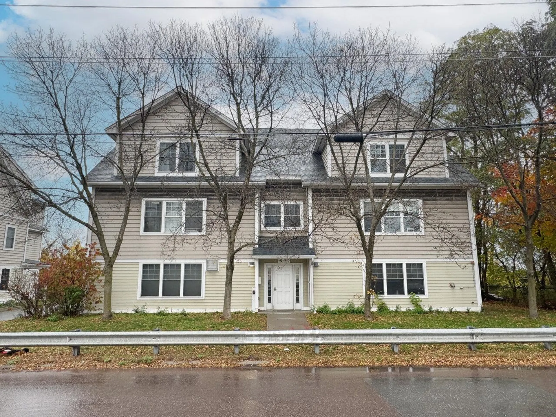 Burlington VT, 354 Manhattan Drive, Unit 10