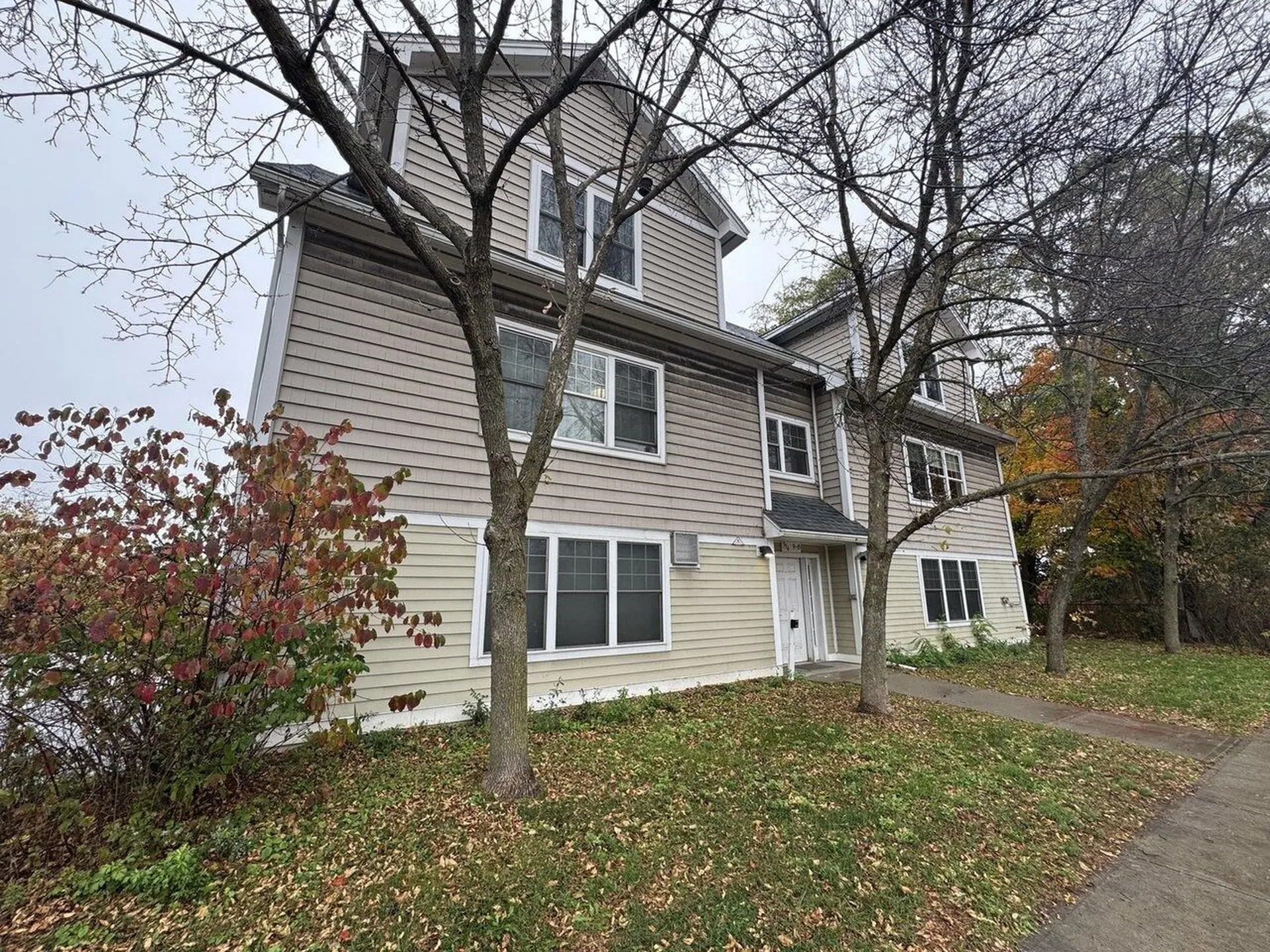 354 Manhattan Drive Burlington VT 05401