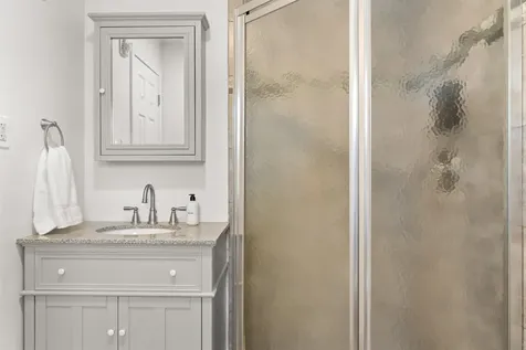 5 Tannery Road Dover VT 05356