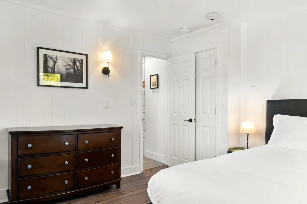 5 Tannery Road Dover VT 05356