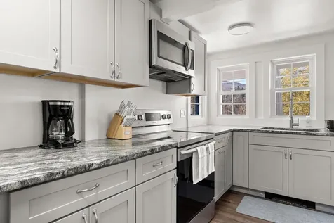 5 Tannery Road Dover VT 05356