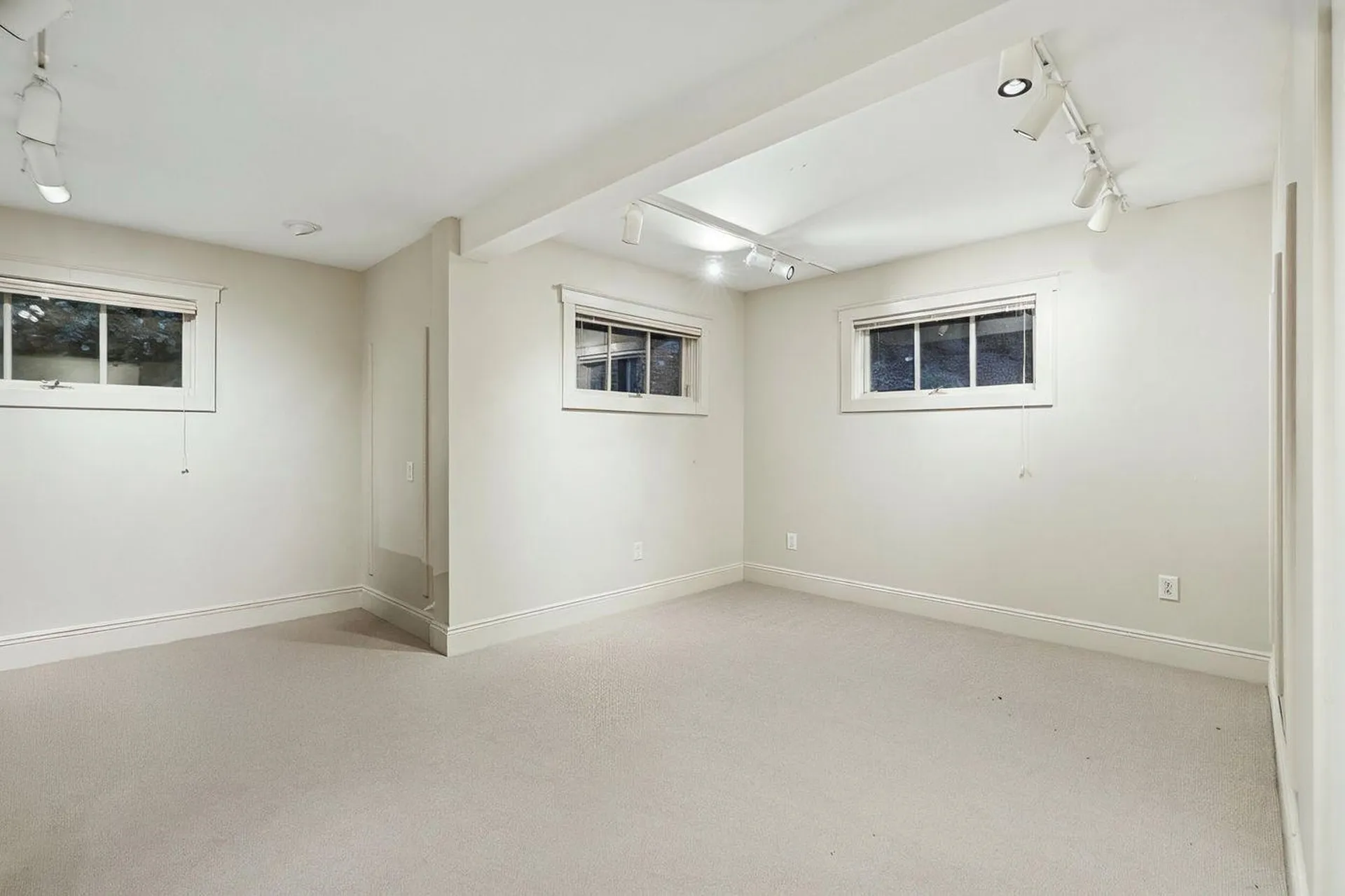 299 Mountain Road Stowe VT 05672