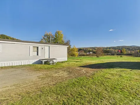 54 Edwards Street Colebrook NH 03576