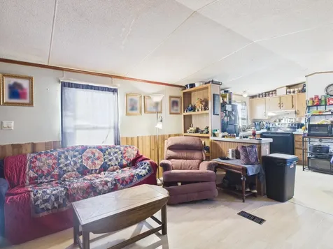 54 Edwards Street Colebrook NH 03576