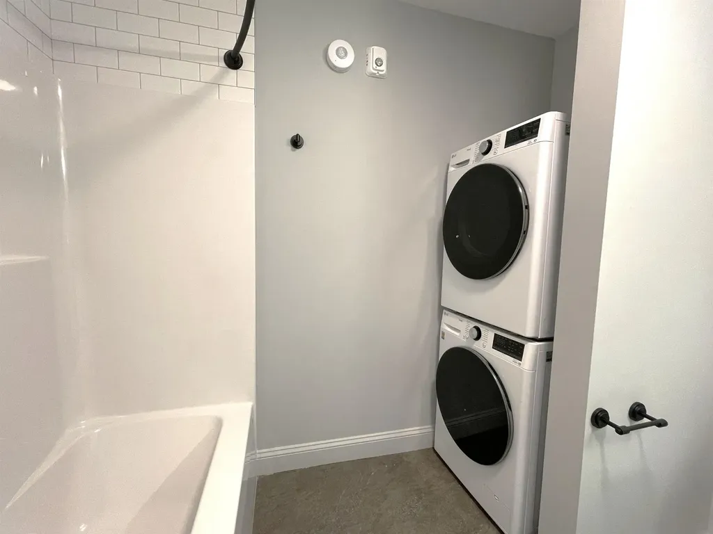 25 Lowell Street Manchester NH 03101