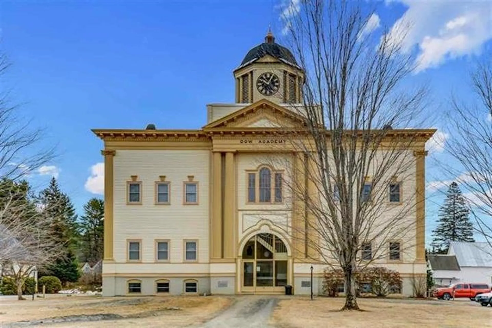 28 Academy Street Franconia NH 03580